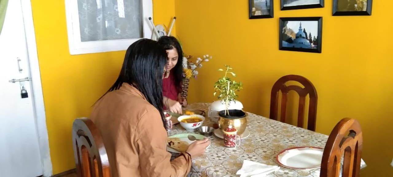 Beverly Hills Home Stay Дарджилинг Екстериор снимка