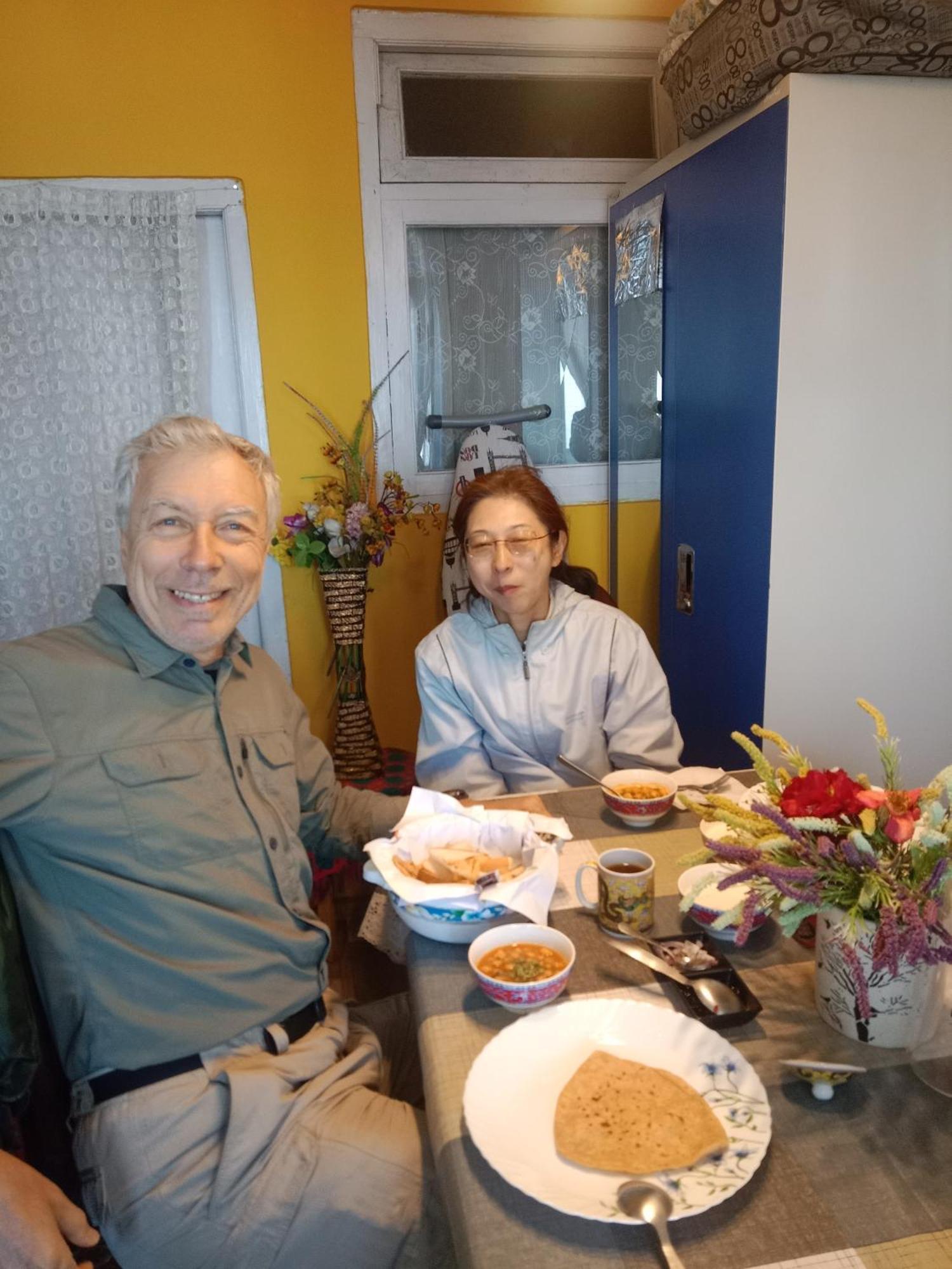 Beverly Hills Home Stay Дарджилинг Екстериор снимка